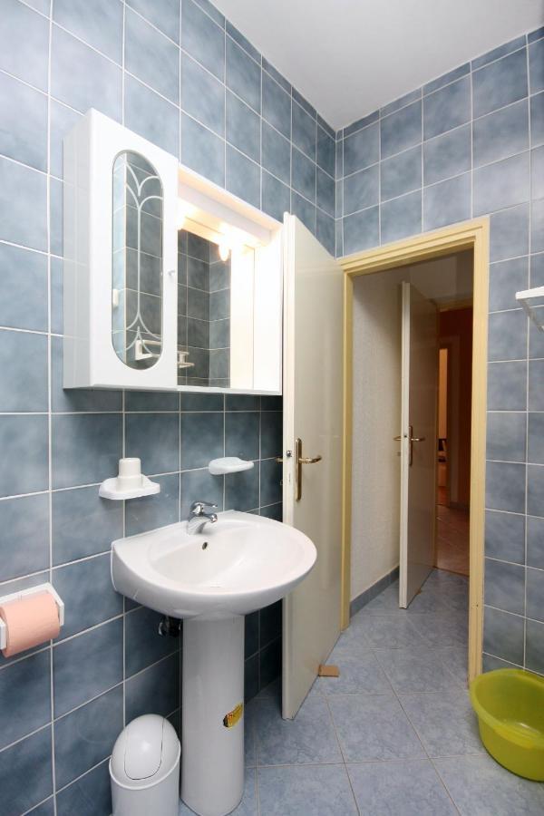 Apartment Kampor 4972B Eksteriør billede